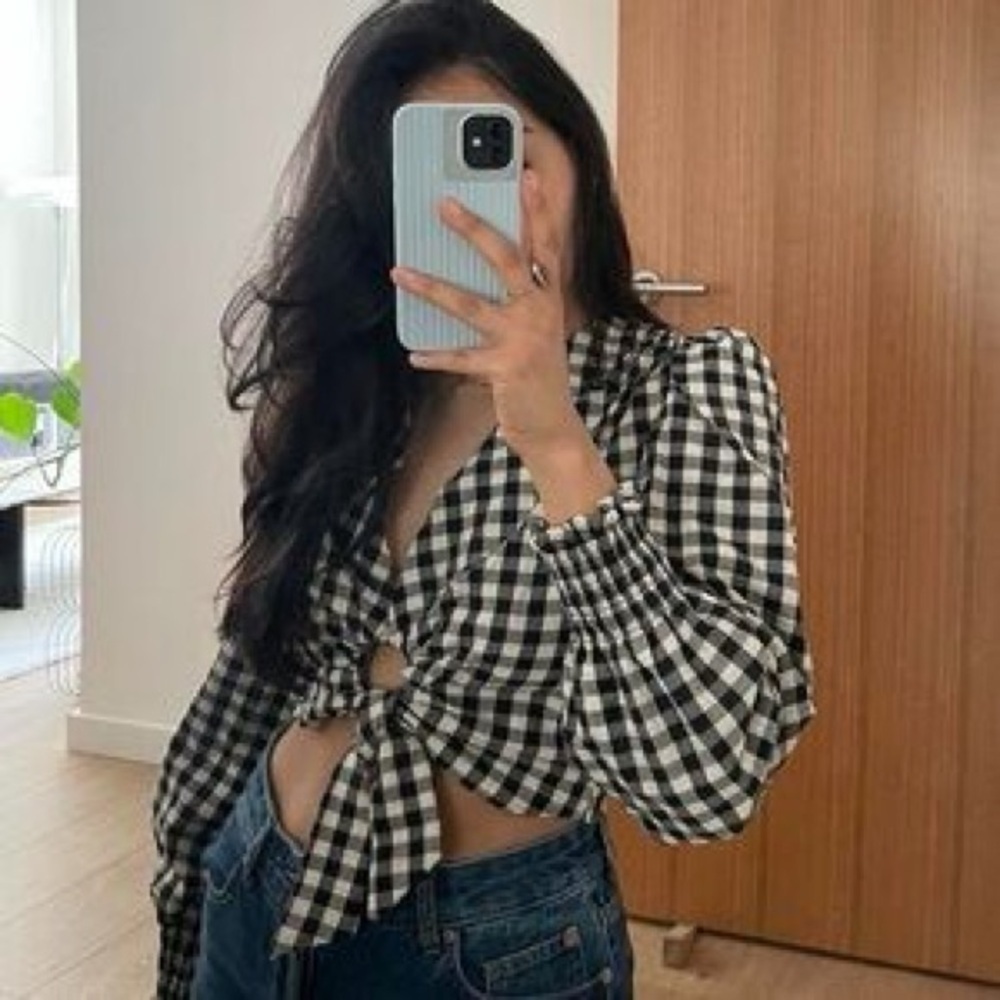 ZARA Women's Black & White Gingham Check Tie Front Key Hole Crop Top M Festival - Picture 2 of 11